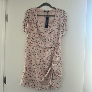 NWT Short Sleeve Floral Dress